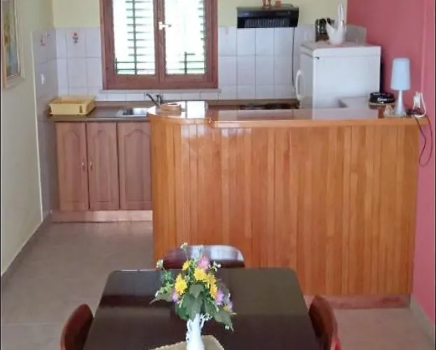 شقة Kata لومباردا